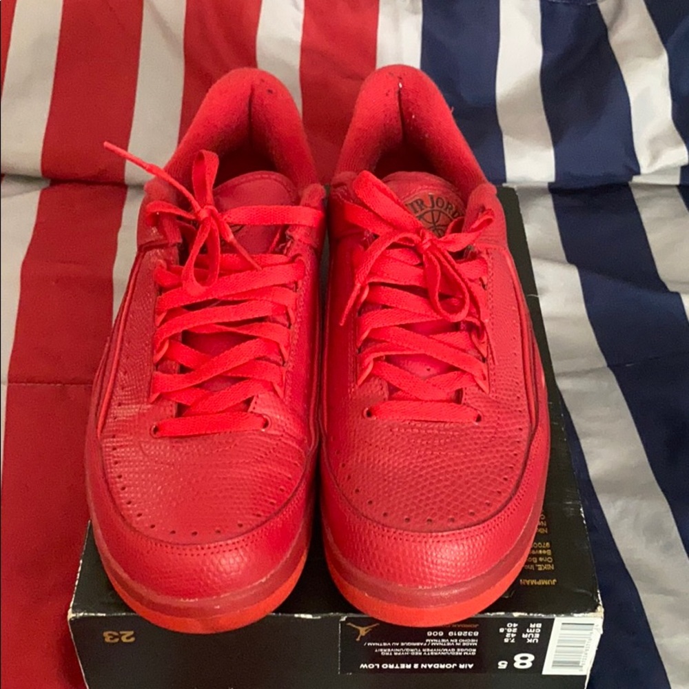 Jordan 2 retro low gym red